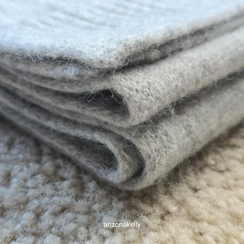 NWOT Cashmere Knit Light Grey Classic Scarf With Ribbed Ends